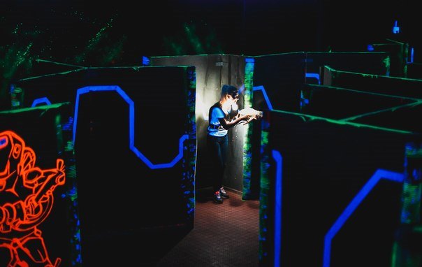 Игра в лазертаг в Ярославле. Сервис Ultra Подарки. Купить лазертаг в городе Ярославльf. Попробуйте лазерный пейнтбол в лазертаг клубе. Цены на лазертаг. Сервис: UltraPodarki.ru 8 800 505 95 30. Лазертаг в Ярославле, купить лазертаг Ярославль, лазертаг, купить лазертаг, лазерный пейнтбол Ярославль, лазертаг для детей Ярославль, лазертаг клуб, лазертаг клуб Ярославль