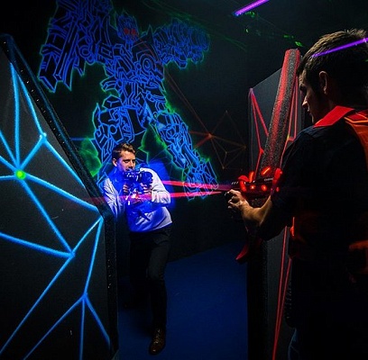 Игра в лазертаг в Ярославле. Сервис Ultra Подарки. Купить лазертаг в городе Ярославльf. Попробуйте лазерный пейнтбол в лазертаг клубе. Цены на лазертаг. Сервис: UltraPodarki.ru 8 800 505 95 30. Лазертаг в Ярославле, купить лазертаг Ярославль, лазертаг, купить лазертаг, лазерный пейнтбол Ярославль, лазертаг для детей Ярославль, лазертаг клуб, лазертаг клуб Ярославль