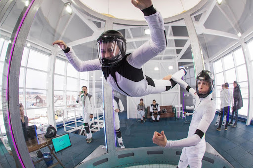 Полёт в аэротрубе  в Ярославле. Ultra Подарки. Полёт в аэротрубе  в Ярославле. Попробуйте полёт в аэротрубе . Сервис: UltraPodarki.ru 8 800 505 95 30. Полёт в аэротрубе , аэротруба Ярославль, полёт Ярославль