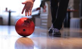 Игра в боулинг в Ярославле.Ultra Подарки. Игра в боулинг в Ярославле. Сервис: UltraPodarki.ru 8 800 505 95 30. Игра в боулинг, игра в боулинг Ярославль, боулинг Ярославль, купить боулинг Ярославль, играть в боулинг, играть в боулинг Ярославль