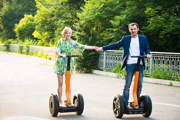 Катание на Сегвеях в Ярославле. Ultra Подарки. Купить катание на Сегвеях в Ярославле. Насладитесь приятной поездкой по столице без пробок и усталости. Сервис UltraPodarki.ru 8 800 505 95 30. Сигвей Ярославль, сигвей, катание на сигвей Ярославль, катание на сигвей, купить сигвей Ярославль, купить сигвей, сигвей цена Ярославль, сигвей цена, гироскутер сигвей #Мсоква#, гироскутер сигвей, мини сгивей Ярославль, мини сигвей, аренда сигвей Ярославль, аренда сигвей, прокат сигвей Ярославль, прокат сигвей, сегвей Ярославль, сегвей