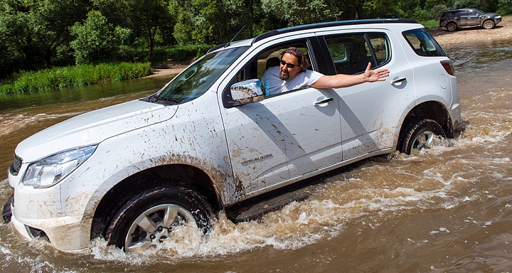Купить джип-тур на внедорожниках в Ярославле. Сервис Ultra Подарки. Купите джип-тур на внедорожниках в Ярославле и отправляйтесь в настоящее автомобильное путешествие по бездорожью. UltraPodarki.ru 8 800 505 95 30. Экспедиции на внедорожниках, дорожное приключение, автомобиль путешествие, путешествие авто, автотуризм, автотур, автопутешествия по Ярославле, джип-тур, купить джип-тур, джип-тур Ярославль, экспедиция не внедорожниках Ярославль, автотур Ярославль, путешествие авто Ярославль, путешествие на автомобиле Ярославль