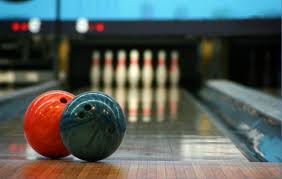 Игра в боулинг в Ярославле.Ultra Подарки. Игра в боулинг в Ярославле. Сервис: UltraPodarki.ru 8 800 505 95 30. Игра в боулинг, игра в боулинг Ярославль, боулинг Ярославль, купить боулинг Ярославль, играть в боулинг, играть в боулинг Ярославль