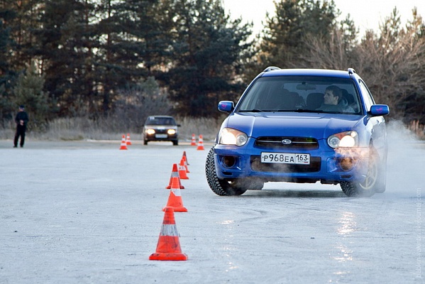 Контраварийное вождение в Ярославле. Ultra Подарки. Купить уроки контраварийного вождения в Ярославле. Научитесь водить машину в любых условиях! Сервис UltraPodarki.ru 8 800 505 95 30. Контраварийное вождение Ярославль, контраварийное вождение, экстремальное вождение Ярославль, экстремальное вождение, обучение вождению Ярославль, обучение вождению, вождение Ярославль, вождение,  курс вождения Ярославль, курс вождения, курсы экстремальное вождения Ярославль, курсы экстремального вождения, обучение в автошколе Ярославль, обучение в автошколе