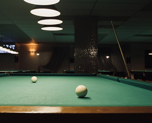 Игра в бильярд Ярославль.Ultra Подарки. Игра в бильярд Ярославль. Попробуйте настоящий бильярд, в бильярдном клубе. Сервис: UltraPodarki.ru 8 800 505 95 30. Игра в бильярд, игра в бильярд Ярославль, русский бильярд, русский бильярд Ярославль, бильярдный клуб, бильярдный клуб Ярославль, бильярд Ярославль, купить бильярд Ярославль