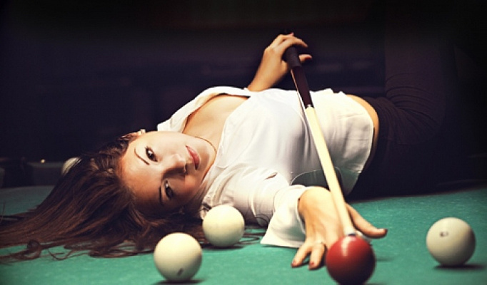 Игра в бильярд Ярославль.Ultra Подарки. Игра в бильярд Ярославль. Попробуйте настоящий бильярд, в бильярдном клубе. Сервис: UltraPodarki.ru 8 800 505 95 30. Игра в бильярд, игра в бильярд Ярославль, русский бильярд, русский бильярд Ярославль, бильярдный клуб, бильярдный клуб Ярославль, бильярд Ярославль, купить бильярд Ярославль