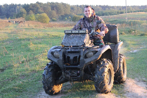 Катание на квадроциклах в Ярославле. Подарочные сертификаты Ultra Подарки. Подарочный сертификат на катание на квадроциклах в Ярославле. Закажите прокат квадроциклов и наслаждайтесь активным отдыхом с друзьями. Выбирайте живописные маршруты для езды на квадроциклах. Сервис UltraPodarki.ru 8 800 505 95 30. Катание на квадроциклах, катание на квадроциклах Ярославль, прокат квадроциклов, прокат квадроциклов Ярославль, езда на квадроцикле, езда на квадроцикле Ярославль, катание на квадроциклах зимой, Катание на квадроциклах летом, сертификат на катание на квадроциклах, сертификат квадроциклы, сертификат квадроциклы Ярославль
