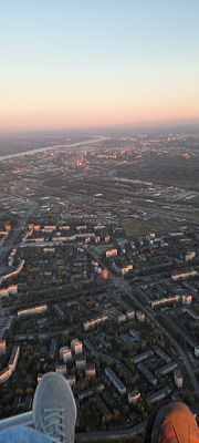 Полёт с инструктором на параплане в Ярославле. Ultra Подарки. Полёт с инструктором на параплане в Ярославле. Попробуйте полёт на двухместном параплане над столицей. Сервис: UltraPodarki.ru 8 800 505 95 30. Полёт на параплане, полёт на параплане Ярославль, полёт с инструктором на параплане Ярославль, полёт с инструктором на параплане, параплан Ярославль, параплан, парапланеризм Ярославль, купить параплан Ярославль