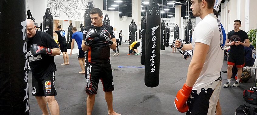 Смешанные единоборства в Ярославле. Сервис Ultra Подарки. Купить подарочный сертификат на смешанные единоборства в Ярославле. Опытные инструкторы обучат вас ММА. Сервис UltraPodarki.ru 8 800 505 95 30. Смешанные единоборства, бои без правил, ММА, смешанные единоборства в Ярославле, UFC, смешанные боевые искусства, бои без правил Ярославль, UFC Ярославль, смешанные боевые искусства Ярославль, ММА Ярославль, занятия ММА Ярославль
