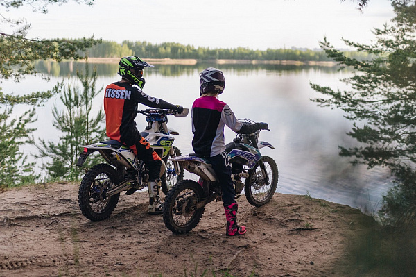 Катание на мотоцикле в Ярославле. ULTRA ПОДАРКИ. Купить катание на мотоцикле в Ярославле. Попробовав езду на мотоциклах, вы получите порцию адреналина и невероятные эмоции. Сервис: UltraPodarki.ru 8 800 505 95 30.. Катание на мотоцикле в Ярославле, прокат мотоциклов Ярославль, катание на мотоциклах, прокат мотоцикла, езда на мотоцикле Ярославль, езда на мотоцикле, мотопрогулка Ярославль, мотопрогулка