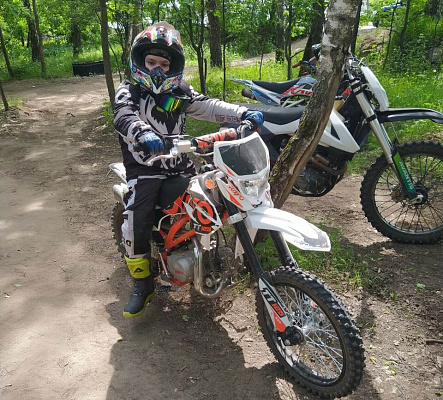 Катание на мотоцикле в Ярославле. ULTRA ПОДАРКИ. Купить катание на мотоцикле в Ярославле. Попробовав езду на мотоциклах, вы получите порцию адреналина и невероятные эмоции. Сервис: UltraPodarki.ru 8 800 505 95 30.. Катание на мотоцикле в Ярославле, прокат мотоциклов Ярославль, катание на мотоциклах, прокат мотоцикла, езда на мотоцикле Ярославль, езда на мотоцикле, мотопрогулка Ярославль, мотопрогулка