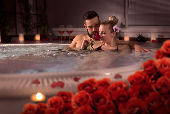 Романтическое свидание в СПА в Ярославле. Ultra Подарки. Купить романтическое свидание в СПА в Ярославле. Подарите самым близким незабываемые моменты и признайтесь в искренних чувствах. Сервис UltraPodarki.ru 8-800-505-95-30. Романтическое свидание в СПА в Ярославле, свидание в Ярославле, свидание в СПА, сертификат на свидание в СПА, сертификат на свидание в Ярославле, купить свидание, купить свидание Ярославль, первое свидание, девушка свидание, СПА, романтическое СПА, романтический вечер, романтические любимому