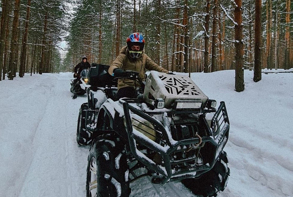 Катание на квадроциклах в Ярославле. Подарочные сертификаты Ultra Подарки. Подарочный сертификат на катание на квадроциклах в Ярославле. Закажите прокат квадроциклов и наслаждайтесь активным отдыхом с друзьями. Выбирайте живописные маршруты для езды на квадроциклах. Сервис UltraPodarki.ru 8 800 505 95 30. Катание на квадроциклах, катание на квадроциклах Ярославль, прокат квадроциклов, прокат квадроциклов Ярославль, езда на квадроцикле, езда на квадроцикле Ярославль, катание на квадроциклах зимой, Катание на квадроциклах летом, сертификат на катание на квадроциклах, сертификат квадроциклы, сертификат квадроциклы Ярославль
