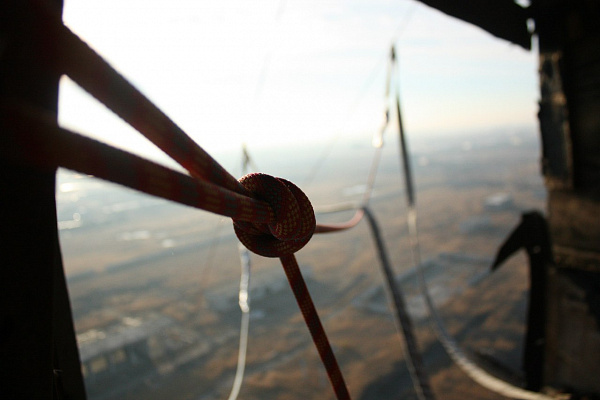 Роупджампинг - прыжки с верёвкой в Ярославле. Подарочные сертификаты Ultra Подарки. Роупджампинг в Ярославле - Экстремальный оригинальный подарок или подарочный сертификат на Роупджампинг - прыжки с верёвкой. Сервис UltraPodarki.ru 8-800-505-95-30. роупджампинг Ярославль, прыжок веревка Ярославль, роупджампинг, прыжок веревка, прыжок с веревкой, Подарок, подарочный сертификат, экстрим, экстремальный подарок